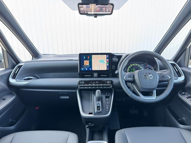 ヴォクシー 　改良モデル　１０．５型コネクトナビ　３眼ＬＥＤヘッドライト　快適利便パッケージＨｉ　トヨタチームメイト　アドバンストパーク　デジタルインナーミラー　後席シートヒーター　純正１７インチＡＷ（27枚目）