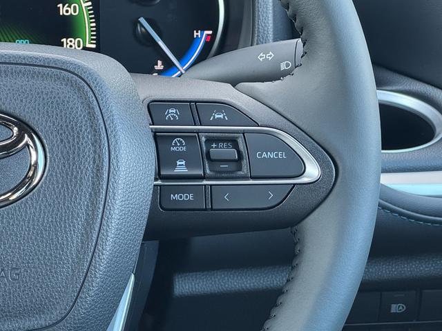 ヴォクシー 　改良モデル　１０．５型コネクトナビ　３眼ＬＥＤヘッドライト　快適利便パッケージＨｉ　トヨタチームメイト　アドバンストパーク　デジタルインナーミラー　後席シートヒーター　純正１７インチＡＷ（54枚目）