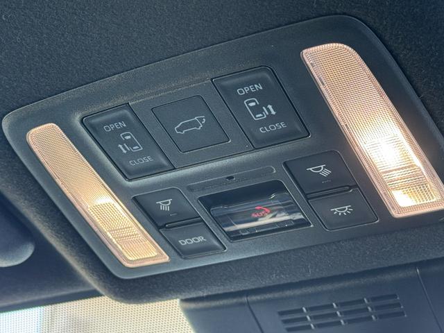 ヴォクシー 　改良モデル　１０．５型コネクトナビ　３眼ＬＥＤヘッドライト　快適利便パッケージＨｉ　トヨタチームメイト　アドバンストパーク　デジタルインナーミラー　後席シートヒーター　純正１７インチＡＷ（58枚目）