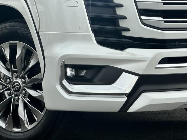 ランドクルーザー ＺＸ　モデリスタエアロ＋リヤスポイラー　１２．３型ＪＢＬコネクトナビ　リヤエンター　クールＢＯＸ　電動リヤデフロック　１２．３ＴＦＴカラーメーター　ブラックルーフレール　電動格納式サードシート　純正１８ＡＷ（19枚目）