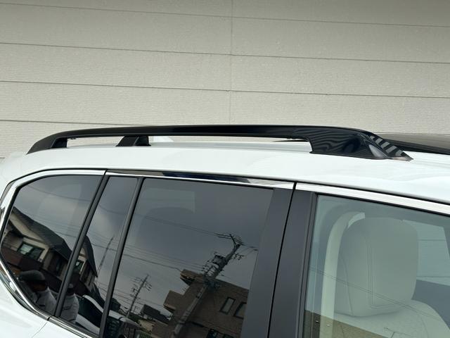 ランドクルーザー ＺＸ　モデリスタエアロ＋リヤスポイラー　１２．３型ＪＢＬコネクトナビ　リヤエンター　クールＢＯＸ　電動リヤデフロック　１２．３ＴＦＴカラーメーター　ブラックルーフレール　電動格納式サードシート　純正１８ＡＷ（20枚目）