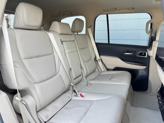 ランドクルーザー ＺＸ　モデリスタエアロ＋リヤスポイラー　１２．３型ＪＢＬコネクトナビ　リヤエンター　クールＢＯＸ　電動リヤデフロック　１２．３ＴＦＴカラーメーター　ブラックルーフレール　電動格納式サードシート　純正１８ＡＷ（37枚目）