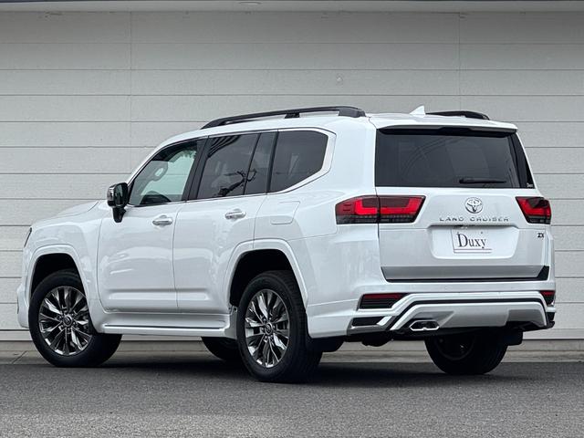 ランドクルーザー ＺＸ　内装ベージュ　モデリスタエアロ　１２．３型ＪＢＬナビ　リヤエンター　クールＢＯＸ　寒冷地仕様　空気圧センサー　電動リヤデフロック　トノカバー　電動格納サードシート　アクセサリーコンセント　純正２０ＡＷ（12枚目）