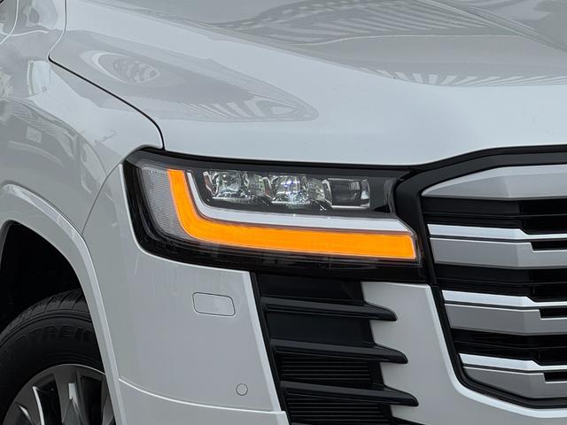 ランドクルーザー ＺＸ　内装ベージュ　モデリスタエアロ　１２．３型ＪＢＬナビ　リヤエンター　クールＢＯＸ　寒冷地仕様　空気圧センサー　電動リヤデフロック　トノカバー　電動格納サードシート　アクセサリーコンセント　純正２０ＡＷ（16枚目）