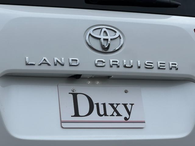 ランドクルーザー ＺＸ　内装ベージュ　モデリスタエアロ　１２．３型ＪＢＬナビ　リヤエンター　クールＢＯＸ　寒冷地仕様　空気圧センサー　電動リヤデフロック　トノカバー　電動格納サードシート　アクセサリーコンセント　純正２０ＡＷ（26枚目）