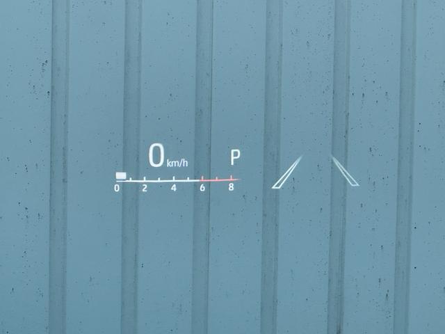 ランドクルーザー ＺＸ　内装ベージュ　モデリスタエアロ　１２．３型ＪＢＬナビ　リヤエンター　クールＢＯＸ　寒冷地仕様　空気圧センサー　電動リヤデフロック　トノカバー　電動格納サードシート　アクセサリーコンセント　純正２０ＡＷ（43枚目）