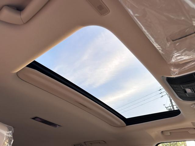 ランドクルーザー ＺＸ　内装ベージュ　モデリスタエアロ　１２．３型ＪＢＬナビ　リヤエンター　クールＢＯＸ　寒冷地仕様　空気圧センサー　電動リヤデフロック　トノカバー　電動格納サードシート　アクセサリーコンセント　純正２０ＡＷ（64枚目）