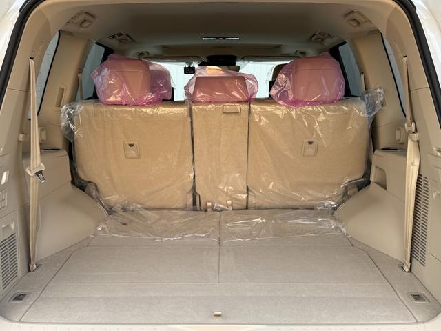 ランドクルーザー ＺＸ　内装ベージュ　モデリスタエアロ　１２．３型ＪＢＬナビ　リヤエンター　クールＢＯＸ　寒冷地仕様　空気圧センサー　電動リヤデフロック　トノカバー　電動格納サードシート　アクセサリーコンセント　純正２０ＡＷ（71枚目）