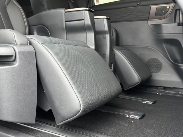 アルファードハイブリッド Ｚ　改良後モデル　モデリスタエアロ　１４型コネクトナビ　ＪＢＬプレミアムサウンド　１４型リヤエンターテイメント　左右独立ムーンルーフ　ヘッドアップディスプレイ　ユニバーサルステップ　ＨＤＭＩ　純正１８ＡＷ（38枚目）