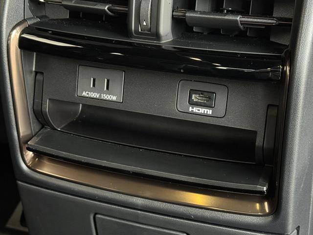 アルファードハイブリッド Ｚ　改良後モデル　モデリスタエアロ　１４型コネクトナビ　ＪＢＬプレミアムサウンド　１４型リヤエンターテイメント　左右独立ムーンルーフ　ヘッドアップディスプレイ　ユニバーサルステップ　ＨＤＭＩ　純正１８ＡＷ（71枚目）