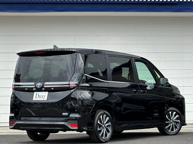 ヴォクシー ハイブリッドＳ－Ｚ　１０．５型コネクトナビ　三眼ＬＥＤヘッドランプ　両側電動スライドドア　　シートヒーター　アクセサリーコンセント　レーダークルーズコントロール　ＣＤ／ＤＶＤ　ＥＴＣ２．０　ＨＤＭＩ入力端子　純正１７ＡＷ（13枚目）