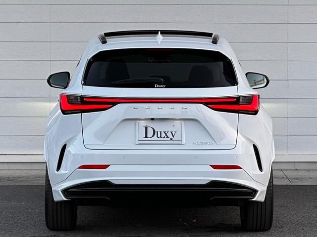ＮＸ ＮＸ３５０ｈ　Ｆスポーツ　本革レッド内装　ＴＲＤエアロ　オレンジブレーキキャリパー　パノラマルーフ　デジタルインナーミラー　後席電動リクライニング　ヘッドアップディスプレイ　シートヒーター＆クーラー　ドラレコ前後　純正２０ＡＷ（5枚目）