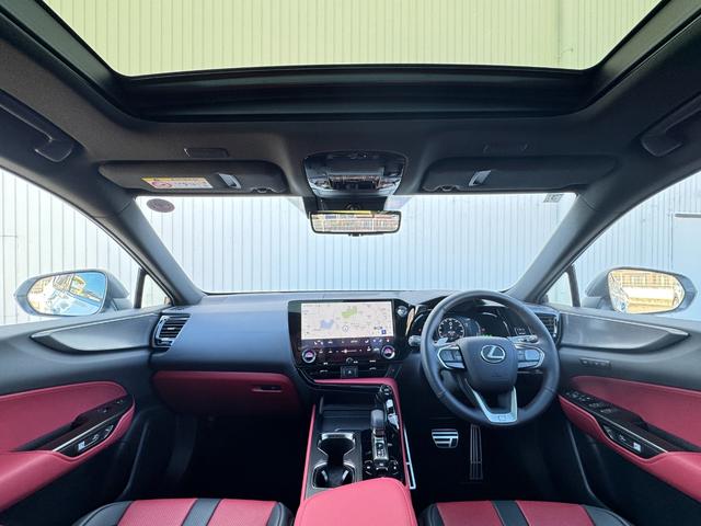 ＮＸ ＮＸ３５０ｈ　Ｆスポーツ　本革レッド内装　ＴＲＤエアロ　オレンジブレーキキャリパー　パノラマルーフ　デジタルインナーミラー　後席電動リクライニング　ヘッドアップディスプレイ　シートヒーター＆クーラー　ドラレコ前後　純正２０ＡＷ（33枚目）