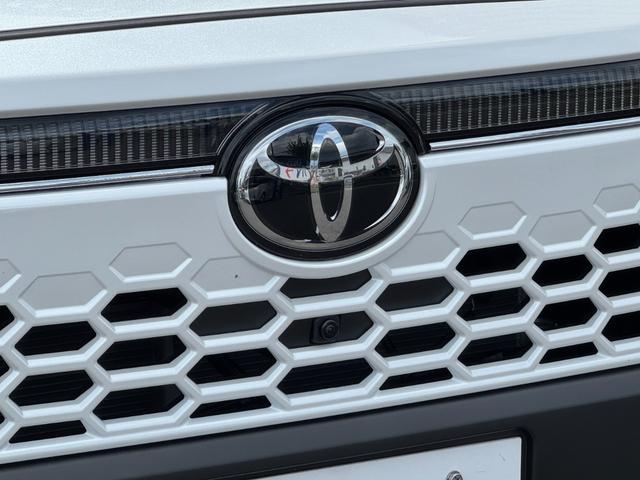 カローラクロス ハイブリッド Z モデリスタエアロ パノラマルーフ パノラミックビューモニター ブラインドスポットモニター アダプティブハイビーム ステアリングヒーター ナノイー シートヒーター&クーラー AC1500W 純正18AW(21枚目)