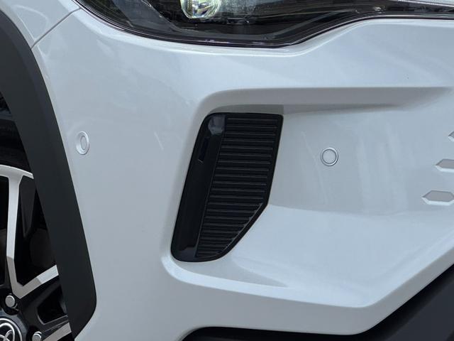 カローラクロス ハイブリッド Z モデリスタエアロ パノラマルーフ パノラミックビューモニター ブラインドスポットモニター アダプティブハイビーム ステアリングヒーター ナノイー シートヒーター&クーラー AC1500W 純正18AW(22枚目)