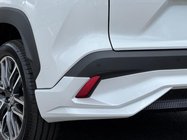 カローラクロス ハイブリッド Z モデリスタエアロ パノラマルーフ パノラミックビューモニター ブラインドスポットモニター アダプティブハイビーム ステアリングヒーター ナノイー シートヒーター&クーラー AC1500W 純正18AW(35枚目)