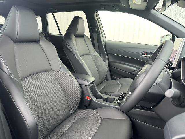 カローラクロス ハイブリッド Z モデリスタエアロ パノラマルーフ パノラミックビューモニター ブラインドスポットモニター アダプティブハイビーム ステアリングヒーター ナノイー シートヒーター&クーラー AC1500W 純正18AW(41枚目)