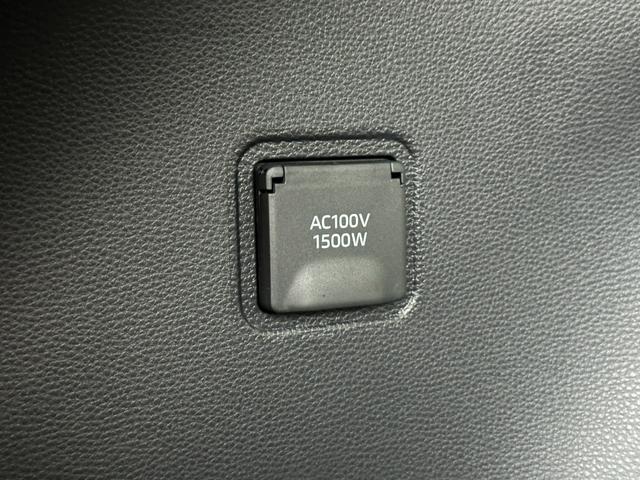 カローラクロス ハイブリッド Z モデリスタエアロ パノラマルーフ パノラミックビューモニター ブラインドスポットモニター アダプティブハイビーム ステアリングヒーター ナノイー シートヒーター&クーラー AC1500W 純正18AW(74枚目)