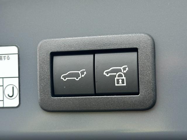 カローラクロス ハイブリッド Z モデリスタエアロ パノラマルーフ パノラミックビューモニター ブラインドスポットモニター アダプティブハイビーム ステアリングヒーター ナノイー シートヒーター&クーラー AC1500W 純正18AW(75枚目)