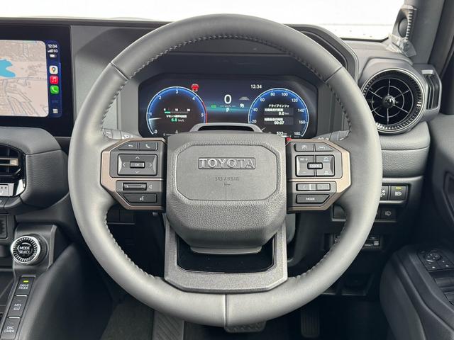 ランドクルーザー２５０ ＺＸファーストエディション　ブラウン内装　丸目ヘッドランプ　１２．３型ＪＢＬコネクトナビ　シートヒーター＆ベンチレーション　デジタルミラー　ヘッドアップディスプレイ　電動格納サードシート　置くだけ充電　ドラレコ前後　純正１８ＡＷ（57枚目）