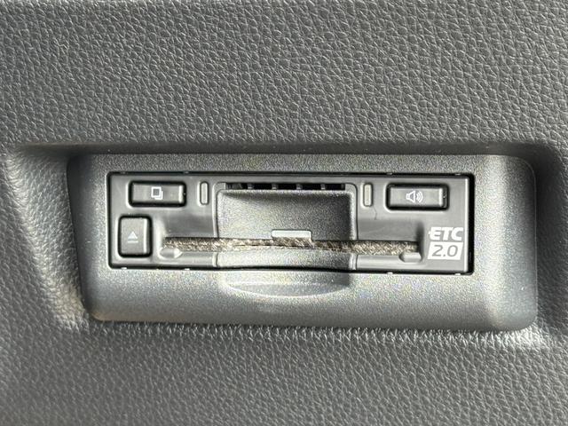 ランドクルーザー２５０ ＺＸファーストエディション　ブラウン内装　丸目ヘッドランプ　１２．３型ＪＢＬコネクトナビ　シートヒーター＆ベンチレーション　デジタルミラー　ヘッドアップディスプレイ　電動格納サードシート　置くだけ充電　ドラレコ前後　純正１８ＡＷ（69枚目）