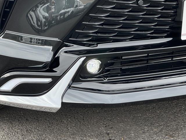 ハリアーハイブリッド Z レザーパッケージ・ナイトシェード 特別仕様車 PHEV仕様グリル モデリスタエアロ 12.3型JBLコネクトナビ 調光パノラマルーフ アクセサリーコンセント デジタルインナーミラー シートヒーター&クーラー シートメモリ 純正19AW(20枚目)