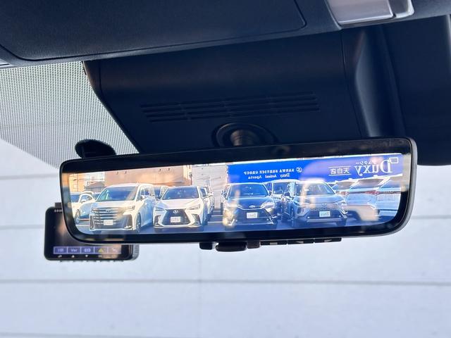 ヴェルファイアハイブリッド Z プレミア 黒本革 14型コネクトナビ 左右独立ムーンルーフ デジタルインナーミラー ユニバーサルステップ ヘッドアップディスプレイ トヨタチームメイト アドバンストドライブ&パーク AC1500W 純正19AW(64枚目)