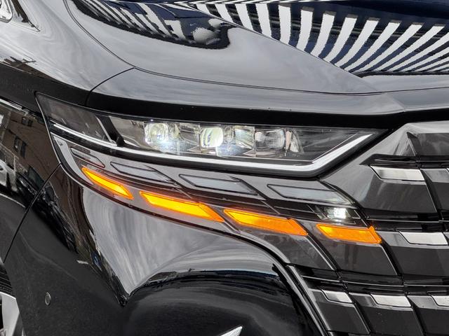 アルファードハイブリッド Z モデリスタエアロ 13.2インチ後席モニター 左右独立ムーンルーフ デジタルミラー アドバンストドライブ&パーク ユニバーサルステップ ヘッドアップディスプレイ 寒冷地仕様 置くだけ充電 純正18AW(18枚目)