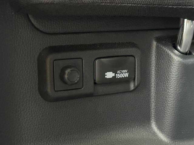 ヴォクシー ハイブリッドＳ－Ｚ　１０．５インチコネクトナビ　三眼ＬＥＤヘッドランプ　ブラインドスポットモニター　シートヒーター　アドバンストドライブ　アクセサリーコンセント　ＨＤＭＩ入力端子　ＣＤ／ＤＶＤ　ＥＴＣ２．０　純正１７ＡＷ（75枚目）