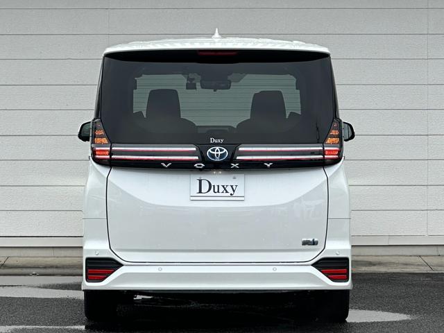 ヴォクシー ハイブリッドＳ－Ｚ　１０．５型コネクトナビ　三眼ＬＥＤヘッドランプ　デジタルインナーミラー　ヘッドアップディスプレイ　快適利便パッケージＨｉ　トヨタチームメイト　ＣＤ／ＤＶＤ　シートヒータ　パワーバックドア　純正１７ＡＷ（5枚目）