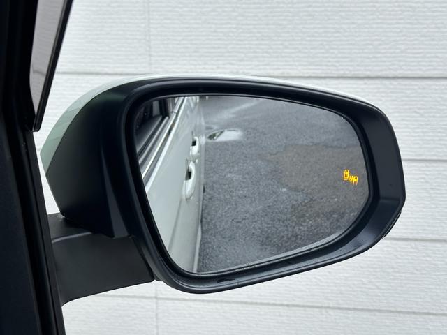 ヴォクシー ハイブリッドＳ－Ｚ　１０．５インチコネクトナビ　三眼ＬＥＤヘッドランプ　ブラインドスポットモニター　シートヒーター　アドバンストドライブ　アクセサリーコンセント　ＨＤＭＩ入力端子　ＣＤ／ＤＶＤ　ＥＴＣ２．０　純正１７ＡＷ（20枚目）