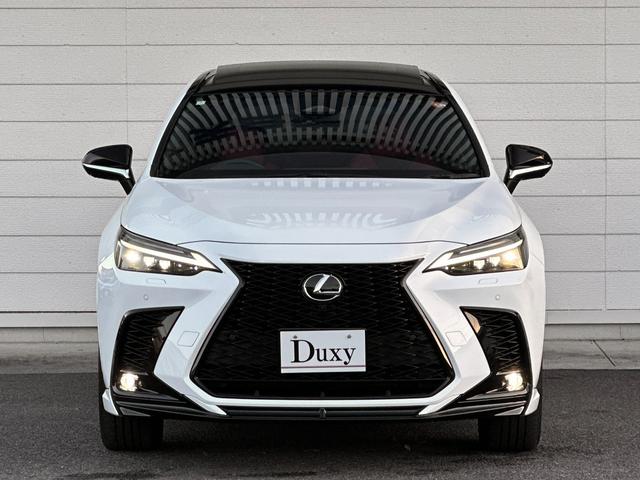 ＮＸ ＮＸ３５０ｈ　Ｆスポーツ　本革レッド内装　ＴＲＤエアロ　オレンジブレーキキャリパー　パノラマルーフ　デジタルインナーミラー　後席電動リクライニング　ヘッドアップディスプレイ　シートヒーター＆クーラー　ドラレコ前後　純正２０ＡＷ（4枚目）