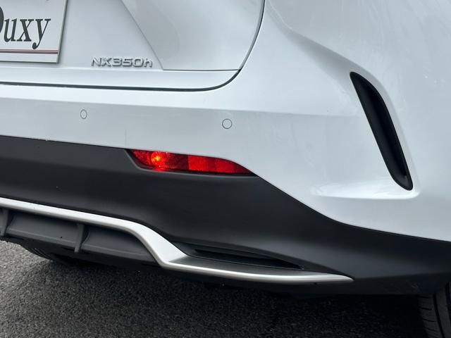 ＮＸ ＮＸ３５０ｈ　Ｆスポーツ　本革レッド内装　マークレビンソン　オレンジブレーキキャリパー　パノラマルーフ　デジタルインナーミラー　アドバンスパーク　アクセサリーコンセント　リヤフォグランプ　置くだけ充電　寒冷地仕様　純正２０ＡＷ（31枚目）