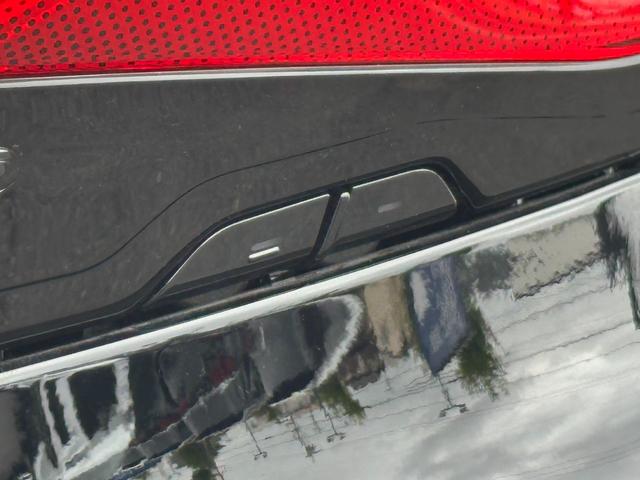 ヴェルファイア Ｚ　プレミア　内装ブラウン　１４型コネクトナビ　デジタルインナーミラー　１３．２型後席モニター　左右独立ムーンルーフ　ヘッドアップディスプレイ　トヨタチームメイト　ドラレコ前後　置くだけ充電　ＨＤＭＩ　純正１９ＡＷ（28枚目）