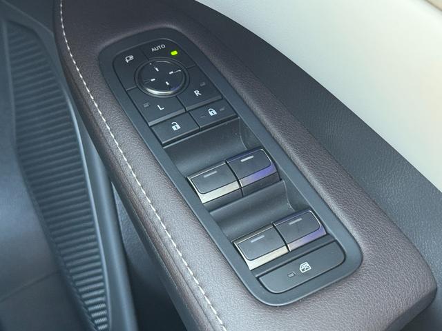 ＲＸ ＲＸ３５０ｈ　バージョンＬ　内装ホワイト　１４型ｌコネクトナビ　パノラマルーフ　デジタルインナーミラー　輻射ヒーター　ドラレコ前後　空気圧センサー　後席電動リクライニング　アドバンストドライブ＆パーク　ＡＣ１００Ｖ　純正２１ＡＷ（57枚目）