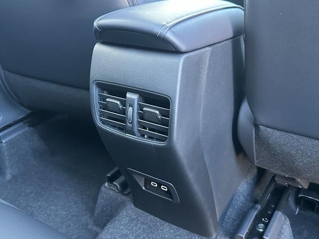 �㕔���Ȃ̕��ɂ��t�r�a�[�q���Q��������܂�