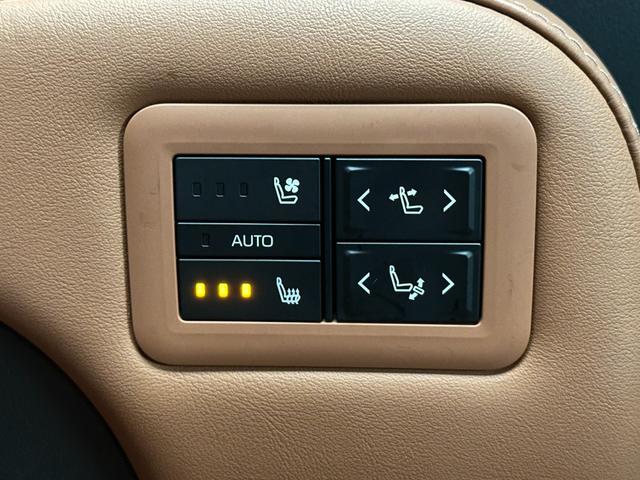 ヴェルファイアハイブリッド Ｚ　プレミア　本革ブラウン内装　左右独立ムーンルーフ　デジタルインナーミラー　ヘッドアップディスプレイ　トヨタチームメイト　シートヒーター＆クーラー　ドラレコ前後　アクセサリーコンセント　置くだけ充電　純正１９ＡＷ（35枚目）