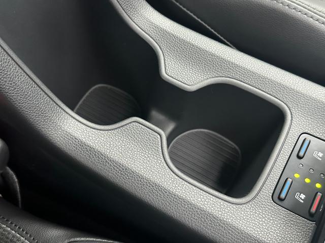 ���[��h�����N�z���_�[�����X�ɂ������܂��B