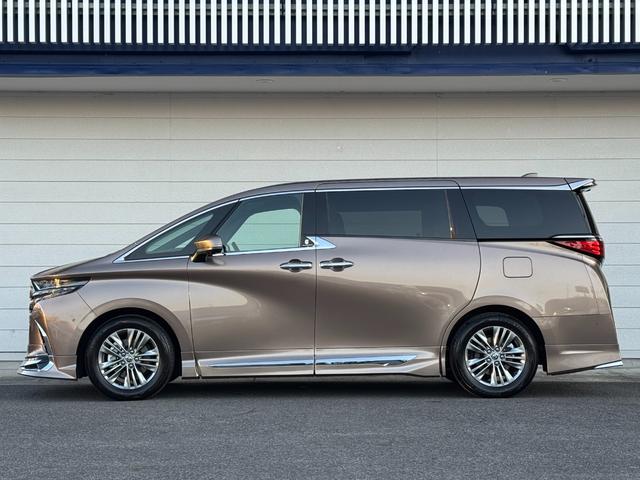 アルファード Ｚ　改良後モデル　モデリスタエアロ　ＪＢＬプレミアムサウンドシステム　リヤエンターテイメント　左右独立ムーンルーフ　デジタルインナーミラー　ユニバーサルステップ　トヨタチームメイト　置く充電　純正１８ＡＷ（8枚目）