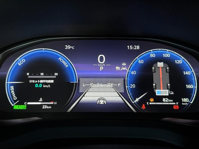 ���F���̍����X�s�[�h���[�^�[�ł��B�}���`�C���t�H���[�V�����f�B�X�v���C�ŔR�����S���u�̍쓮�󋵂����m�F�����܂��B