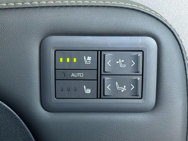 アルファード Ｚ　改モデル　１４型コネクトナビ　ＪＢＬプレミアムサウンド　１４インチリヤエンター　ヘッドアップディスプレイ　トヨタチームメイト　ユニバーサルステップ　シートヒーター＆クーラー　置くだけ充電　純正１８ＡＷ（35枚目）