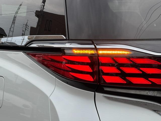 アルファードハイブリッド Ｚ　モデリスタエアロ　イルミルーフスポイラー　フロントグリルメッキ　モデリスタ２０ＡＷ　後席フリップダウンモニタ　左右独立ムーンルーフ　デジタルインナーミラー　ヘッドアップディスプレイ　トヨタチームメイト（28枚目）