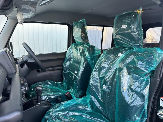 ジムニーノマド ＦＣ　５ドア　４速オートマ　アダプティブクルーズコントロール　シートヒーター　フルオートエアコン　ヘッドランプウォッシャー　本革巻ステアリング　ステアリングオーディオスイッチ　リヤフォグランプ　純正１５ＡＷ（30枚目）