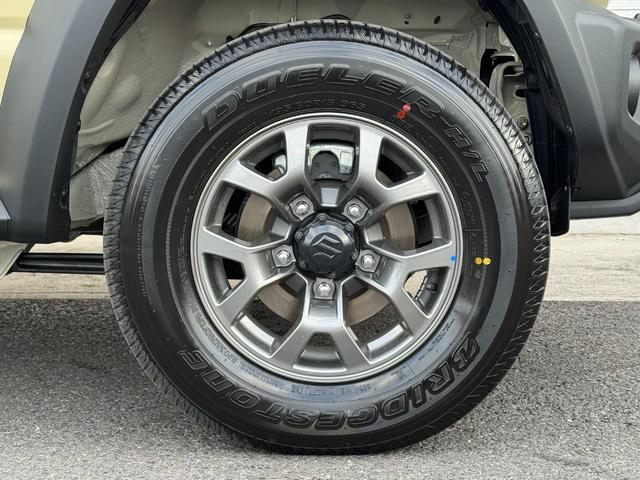 ジムニーノマド ＦＣ　５ドア　４速オートマ　フルオートエアコン　ヘッドランプウォッシャー　本革巻ステアリング　ステアリングオーディオスイッチ　アダプティブクルーズコントロール　シートヒーター　リヤフォグランプ　純正１５ＡＷ（25枚目）