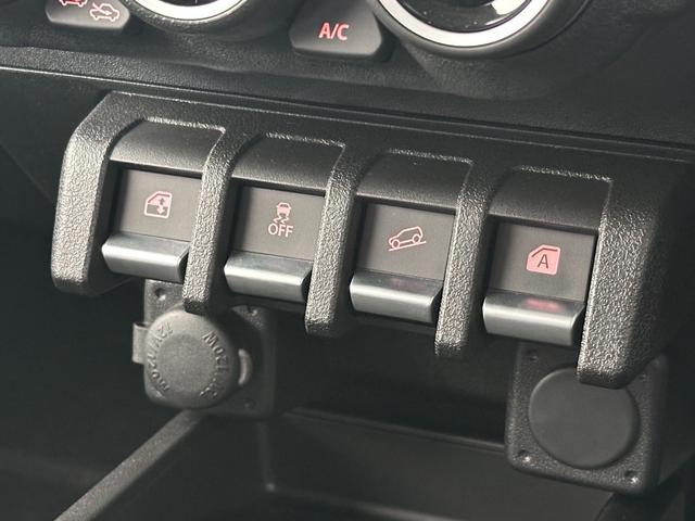 ジムニーノマド ＦＣ　５ドア　４速オートマ　フルオートエアコン　ヘッドランプウォッシャー　本革巻ステアリング　ステアリングオーディオスイッチ　アダプティブクルーズコントロール　シートヒーター　リヤフォグランプ　純正１５ＡＷ（46枚目）