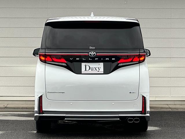 ヴェルファイアハイブリッド エグゼクティブラウンジ　本革ブラック内装　モデリスタエアロ　モデリスタ２０ＡＷ　ＪＢＬプレミアムサウンド　リヤエンターテイメント　左右独立ムーンルーフ　デジタルインナーミラー　シートヒーター＆ベンチレーション　置くだけ充電（5枚目）