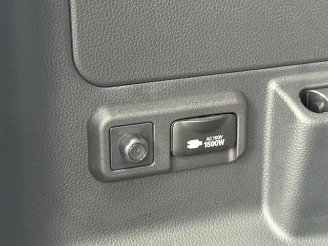 ノア ハイブリッドＳ－Ｚ　１０．５型コネクトナビ　トヨタチームメイト　快適利便パッケージＨｉ　アドバンストドライブ＆パーク　アドバンスドライブ＆パーク　パワーバックドア　後席シートヒーター　アクセサリーコンセント　純正１７ＡＷ（73枚目）