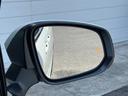 ブラインドスポットモニターで車線変更時に車両接近をお知らせ致します。