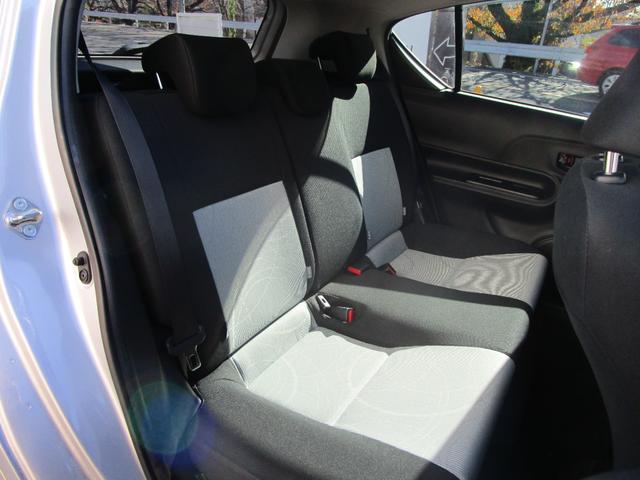 アクア Ｓ　地デジナビ　Ｂｌｕｅｔｏｏｔｈ付　ＥＴＣ　スマートキー　オートエアコン　ＬＥＤルームライト　Ｂカメラ（10枚目）