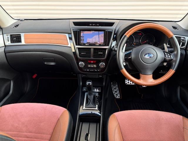エクシーガクロスオーバー７ ２．５ｉアイサイト　４ＷＤ／半革／禁煙／ナビＴＶ／Ｂｌｕｅｔｏｏｔｈ／ＨＩＤ／ＥＴＣ／衝突軽減ブレーキ／前席シートヒーター／クルーズコントロール（7枚目）